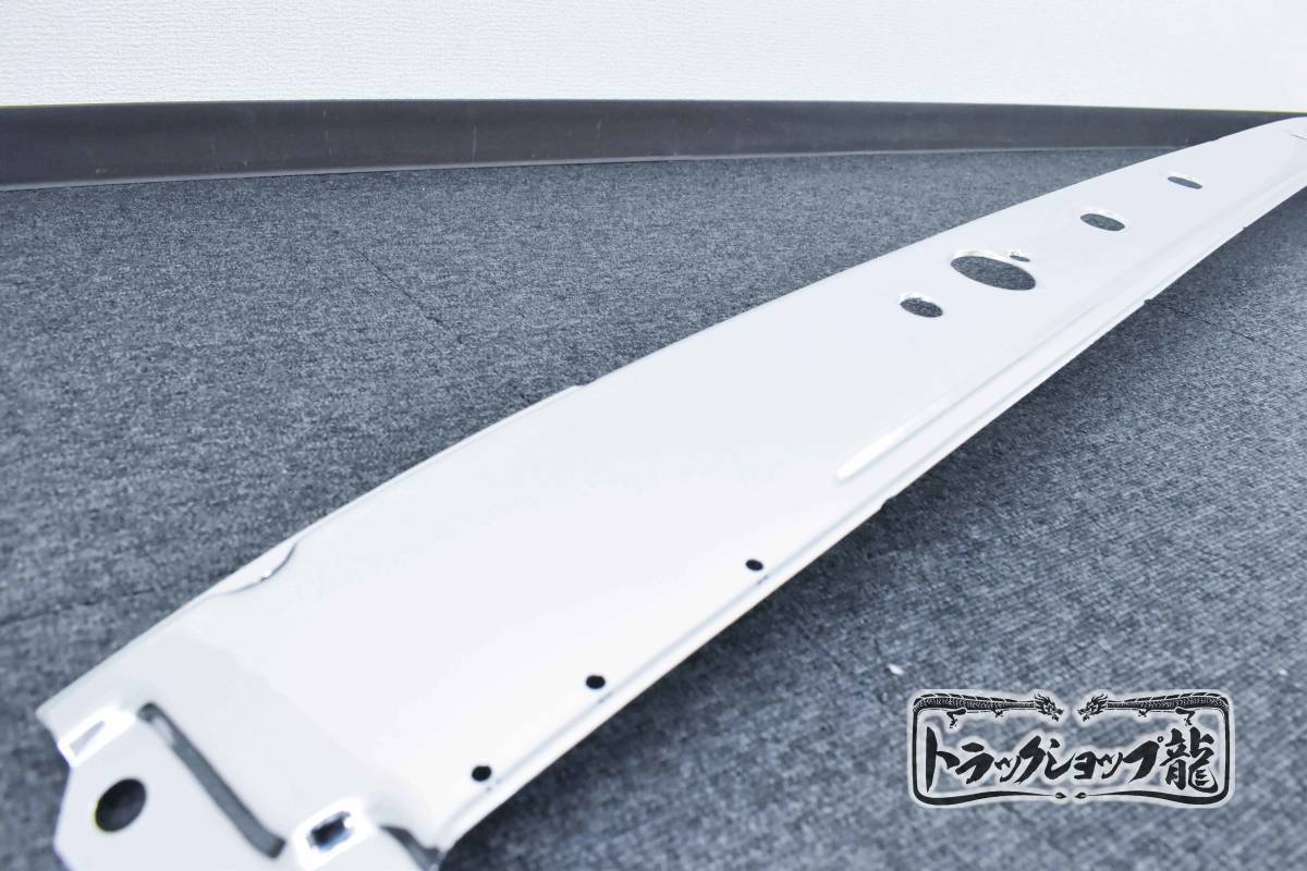 三菱 ふそう フルコンファイター NEWファイター ベストワンファイター ワイド車 メッキ ワイパーパネル 新品 ファイター（中型トラック） | 三菱ふそうトラック・バス株式会社