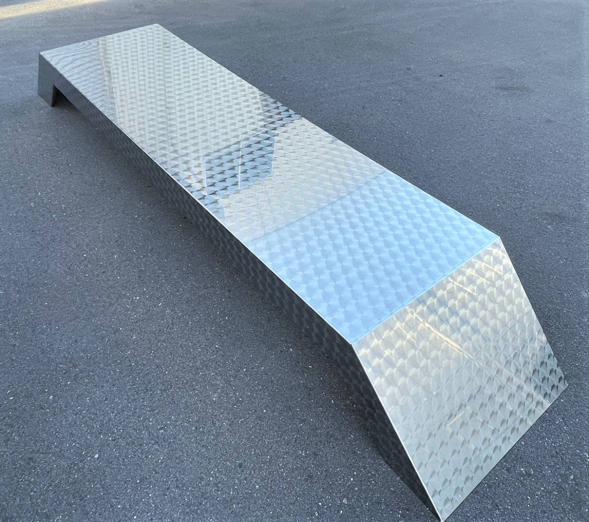 訳有品 大型 10t ダンプ 用 ステンレス 鱗柄 一段曲げ ロングフェンダー 標準タイプ 2枚セット 板厚2㎜ リアフェンダー 泥除け