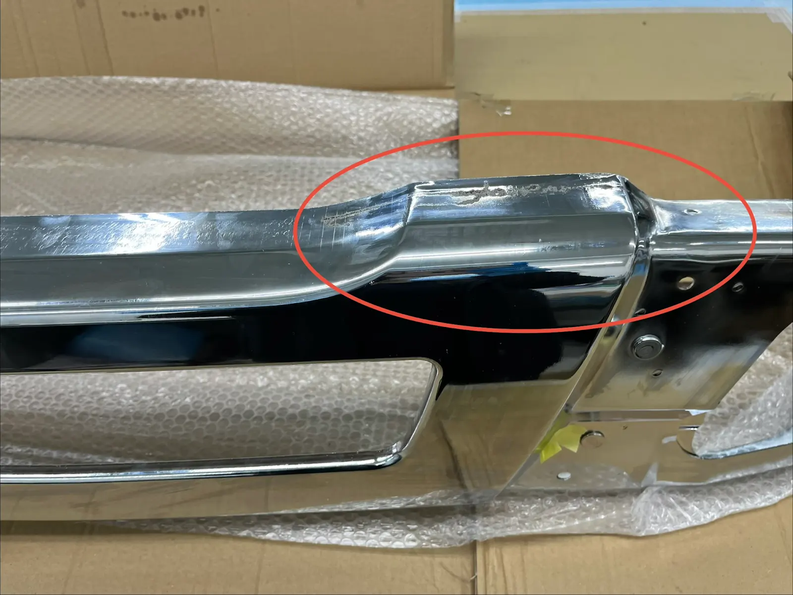 訳あり品】 メッキ フロントバンパー センターパーツ 三菱ふそう