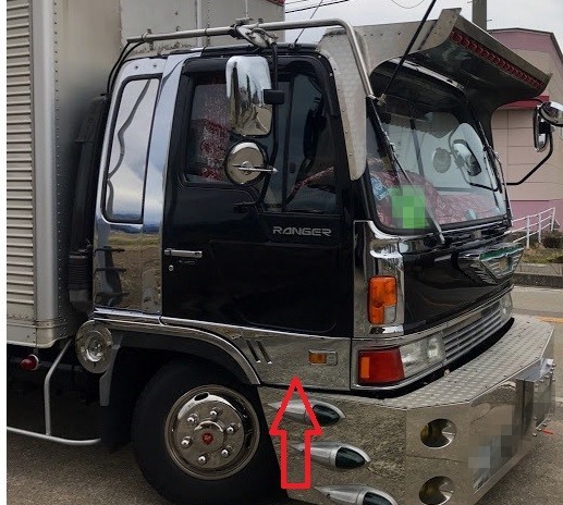 新品即納！日野 クルージングレンジャー メッキ ドアガーニッシュ 左右セット デコトラ 