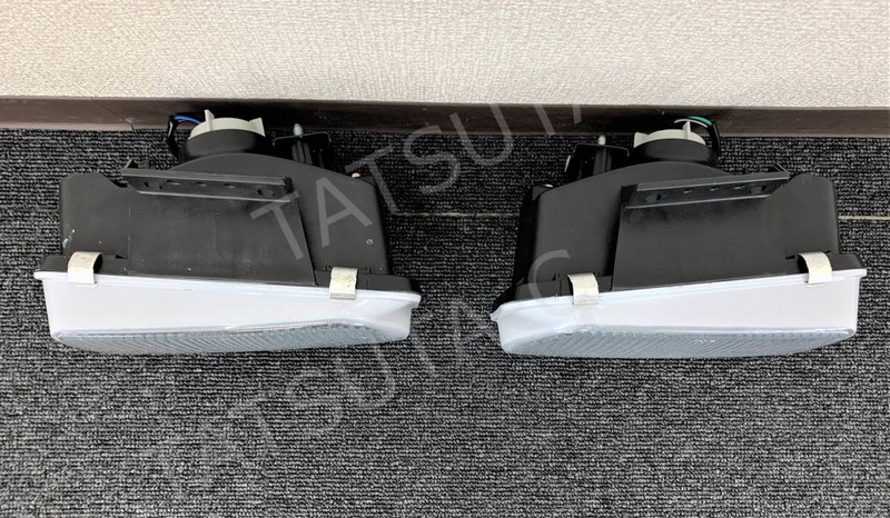 フォグランプ 左右セット いすゞ  07エルフ/フォワード D0975S