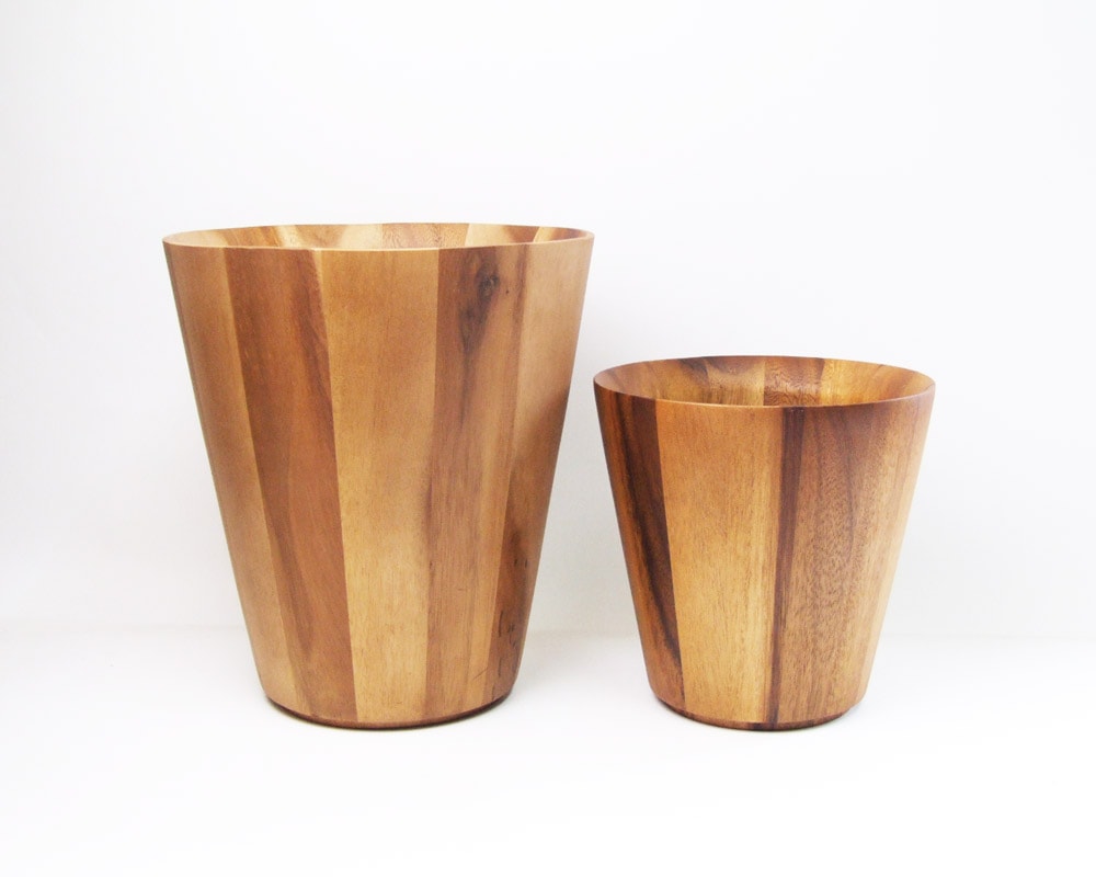 Monique Chartland | Wood Dust Bin ウッドダストビン