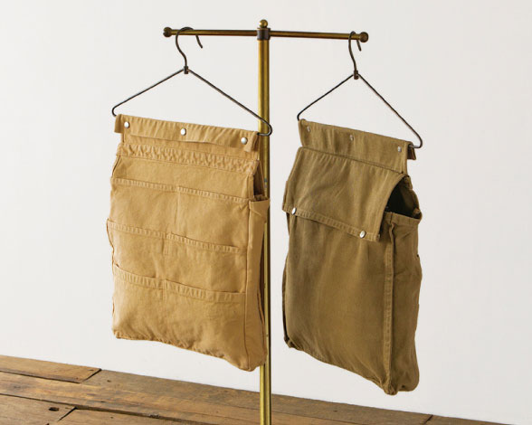 ACME Furniture | HANGER STOCKER ハンガーストッカー