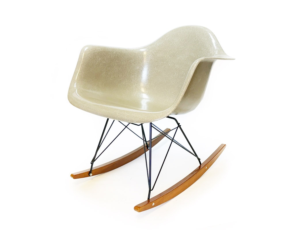 Herman Miller/ハーマンミラー｜イームズアームシェルチェア オレンジ