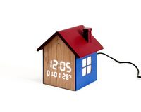 TFA DOSTMANN | Digital alarm clock in the shape of a little house �ǥ����륢�顼�९���å� ��ȥ�ϥ���
