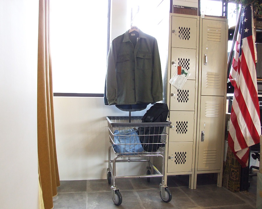 R&B Wire Products USA | LAUNDRY CART Single Pole ɥ꡼ȥ󥰥ݡ