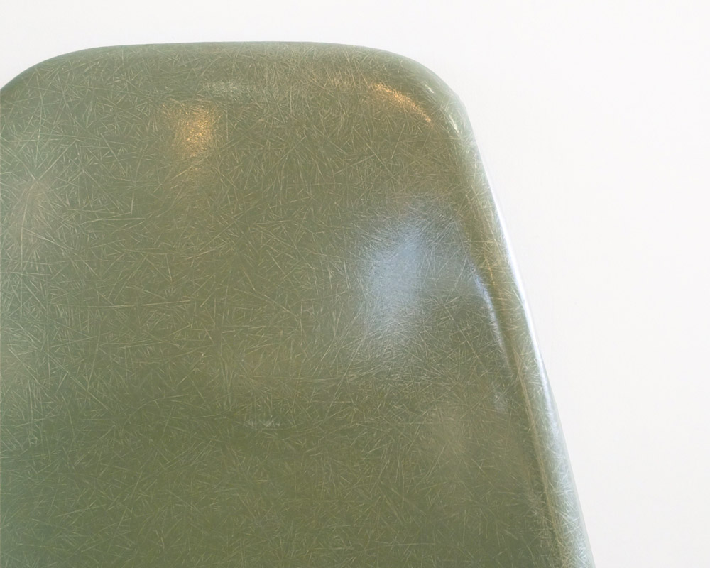 Herman Miller | Eames side shell chair (raw umber) �����ॺ�����ɥ���������� ����С�