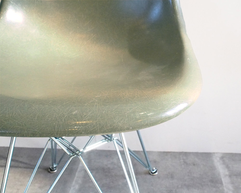 Herman Miller | Eames side shell chair (raw umber) �����ॺ�����ɥ���������� ����С�