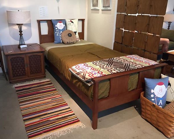 ACME Furniture/アクメファニチャー｜BROOKS BED/ブルックスベッド