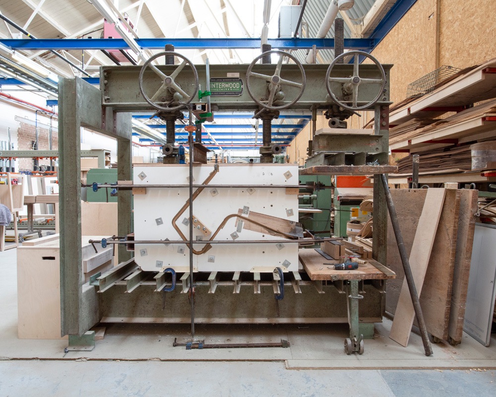 ISOKON | Iso-Lounge [2material] 饦/饦󥸥