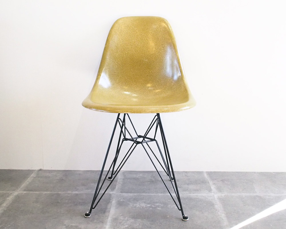 Herman Miller | Eames side shell chair (khaki) ॺɥ 