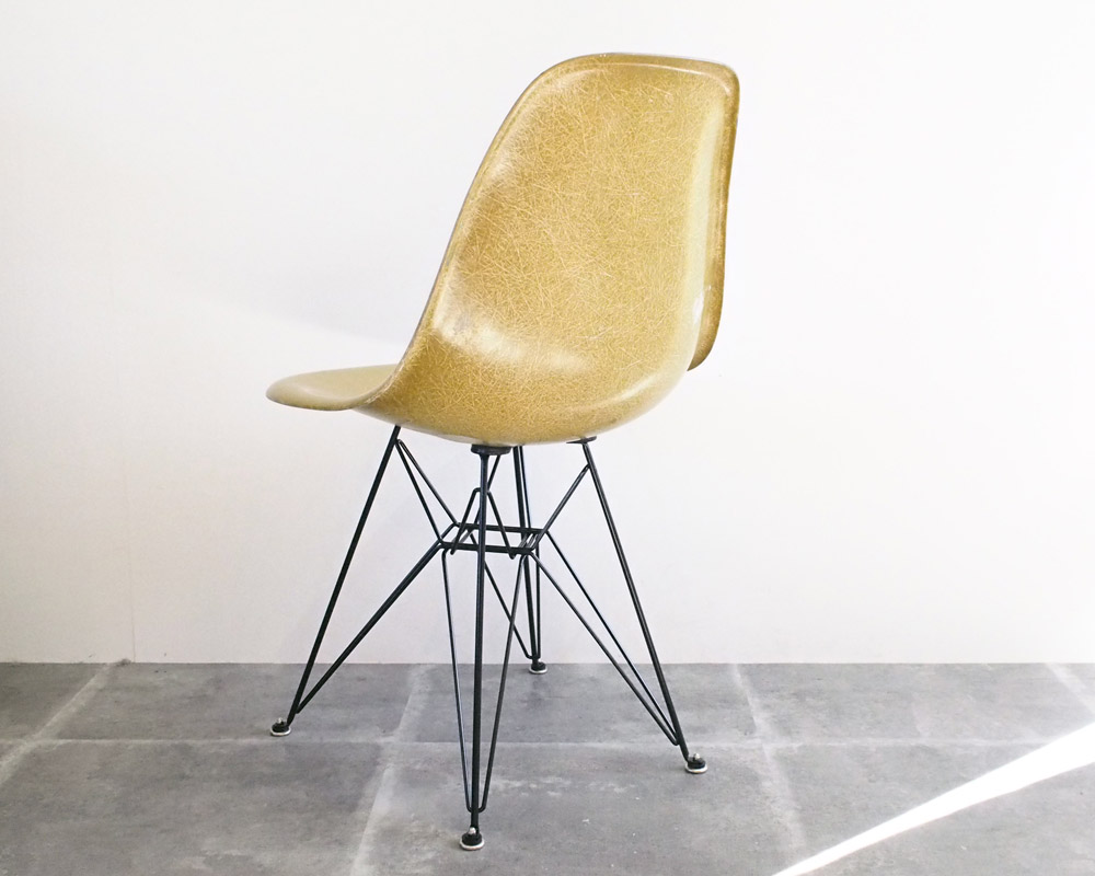 Herman Miller | Eames side shell chair (khaki) ॺɥ 