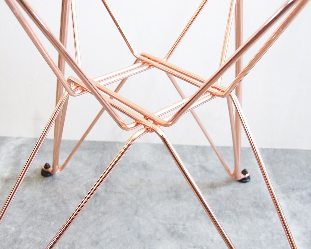 STUSSY Livin' General Store | GS Fiberglass Side Shell Eiffel Chair by Modernica  եС饹ɥ ˥