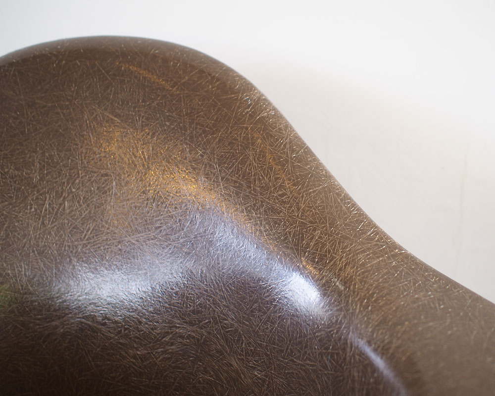 Herman Miller | Eames arm shell chair (brown) �����ॺ�����ॷ��������� �֥饦��