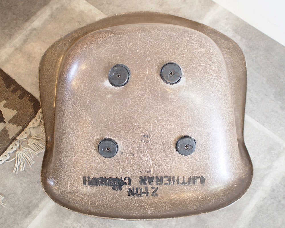 Herman Miller | Eames arm shell chair (brown) �����ॺ�����ॷ��������� �֥饦��