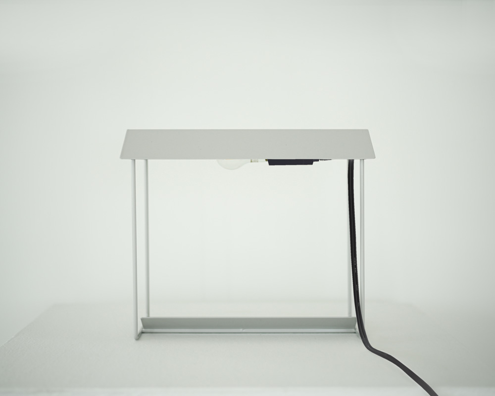 Landscape Products | Desk Lamp "Gable" �ǥ������� �����֥�