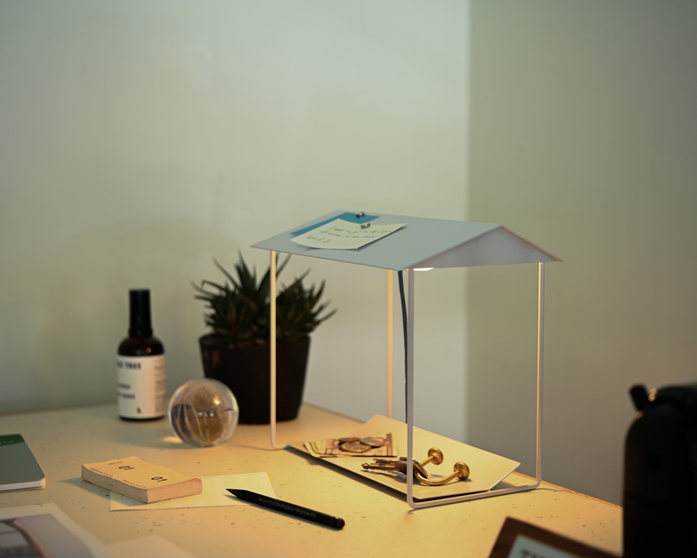 Landscape Products | Desk Lamp "Gable" �ǥ������� �����֥�