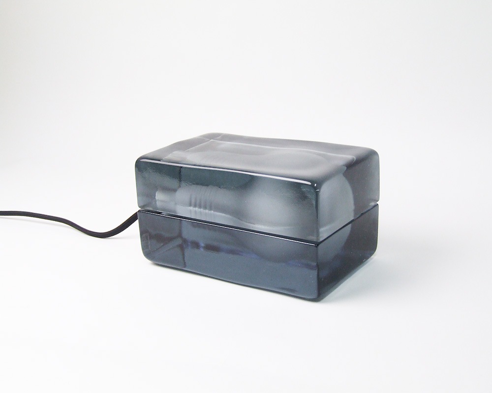 DESIGN HOUSE Stockholm  | Block Lamp Smoke Limited �֥��å����� ���ꥹ�⡼��
