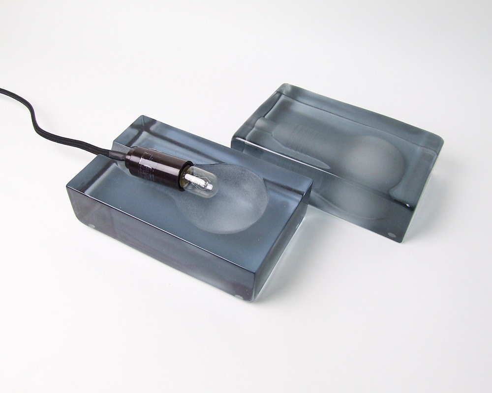 DESIGN HOUSE Stockholm  | Block Lamp Smoke Limited �֥��å����� ���ꥹ�⡼��