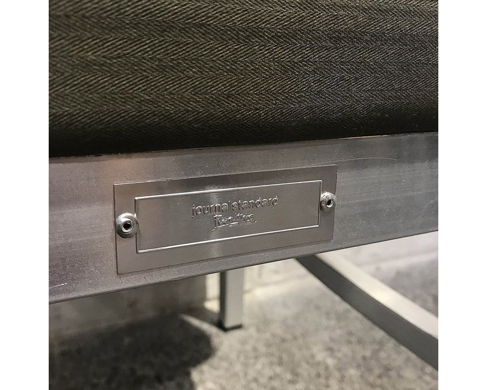 journal standard Furniture | MORGAN ARM CHAIR OLIVE GREEN ��륬�󥢡�������� ���꡼�֥��꡼��