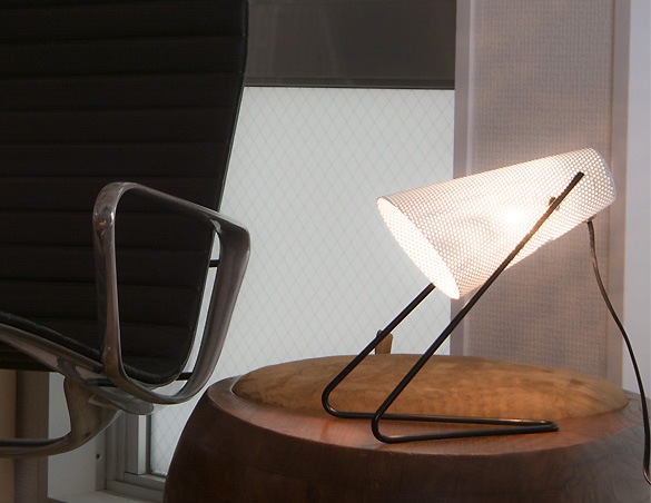 commune * Atelier de Troupe | V-LITE White V�饤�� �ۥ磻��