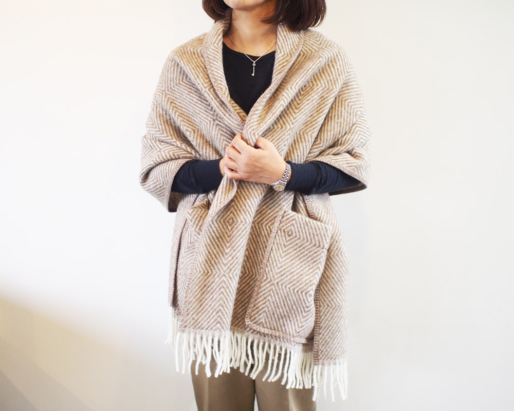 LAPUAN KANKURIT | MARIA Pocket Shawl ޥꥢ ݥåȥ硼