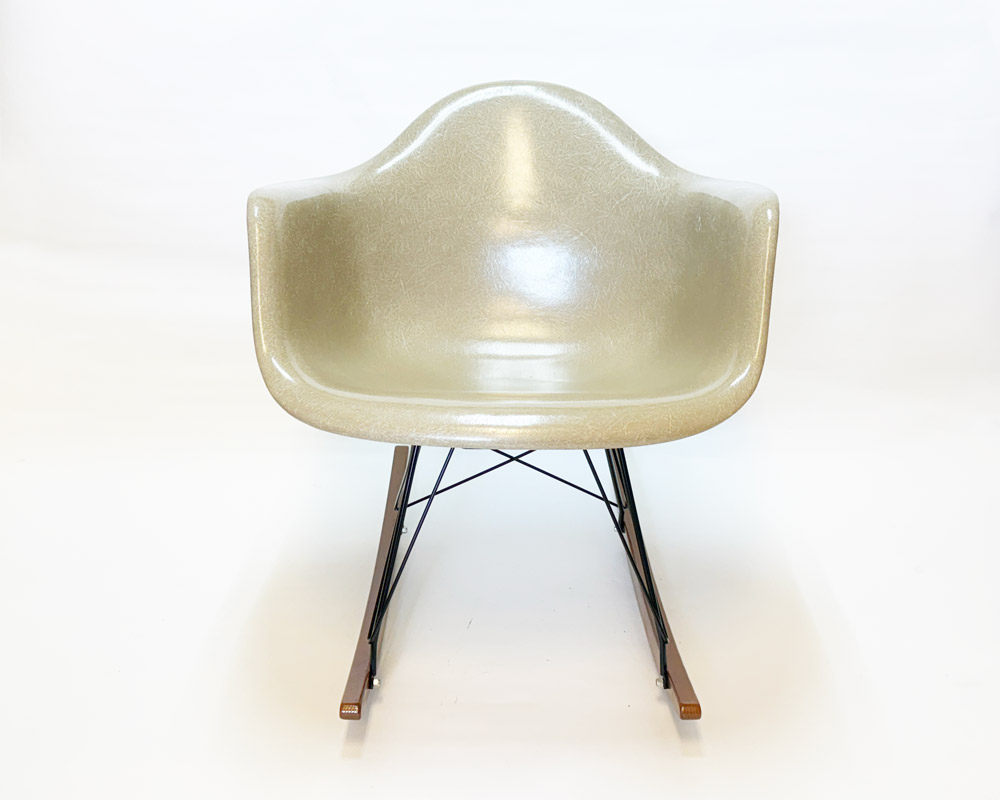 Herman Miller | Eames arm shell chair (graige) ॺॷ 졼