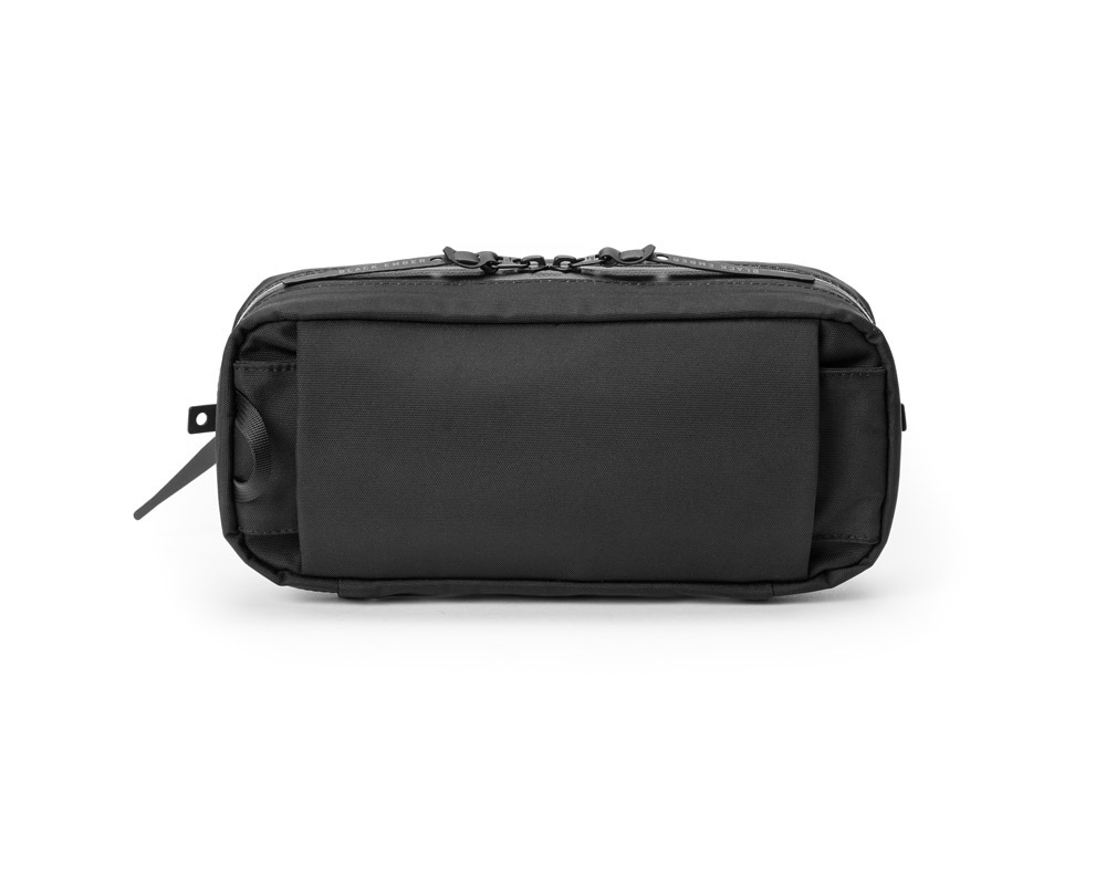 BLACK EMBER | TKS �֥�å�����С� �ƥ�����������/����󥰥Хå�