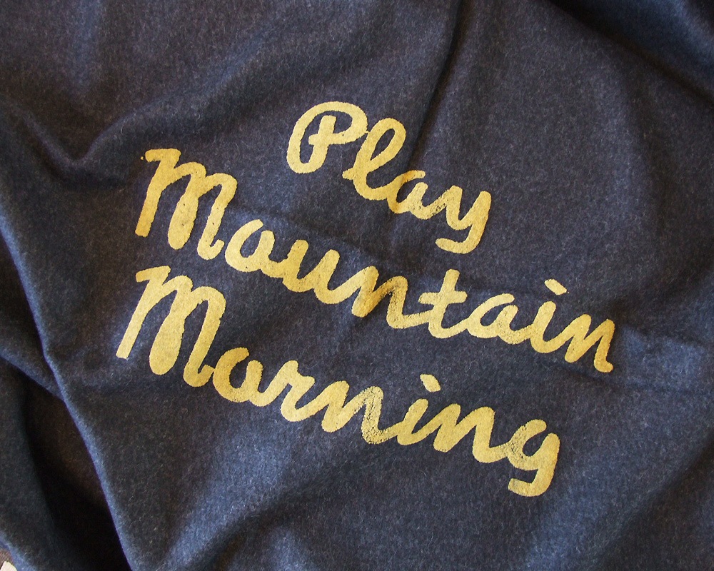 ランドスケーププロダクツ｜Landscape Products “Playmountain Morning” Blanket プレ