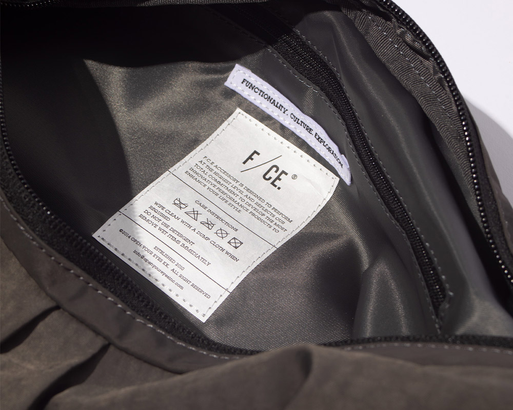 F/CE. | TEXTURED TWILL BODY BAG [2color] ���ե������� �ƥ������㡼�� �ĥ��� �ܥǥ��Хå�