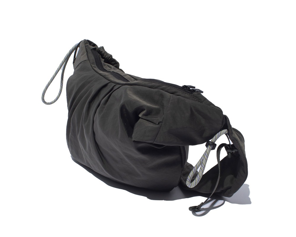 F/CE. | TEXTURED TWILL BODY BAG [2color] ���ե������� �ƥ������㡼�� �ĥ��� �ܥǥ��Хå�