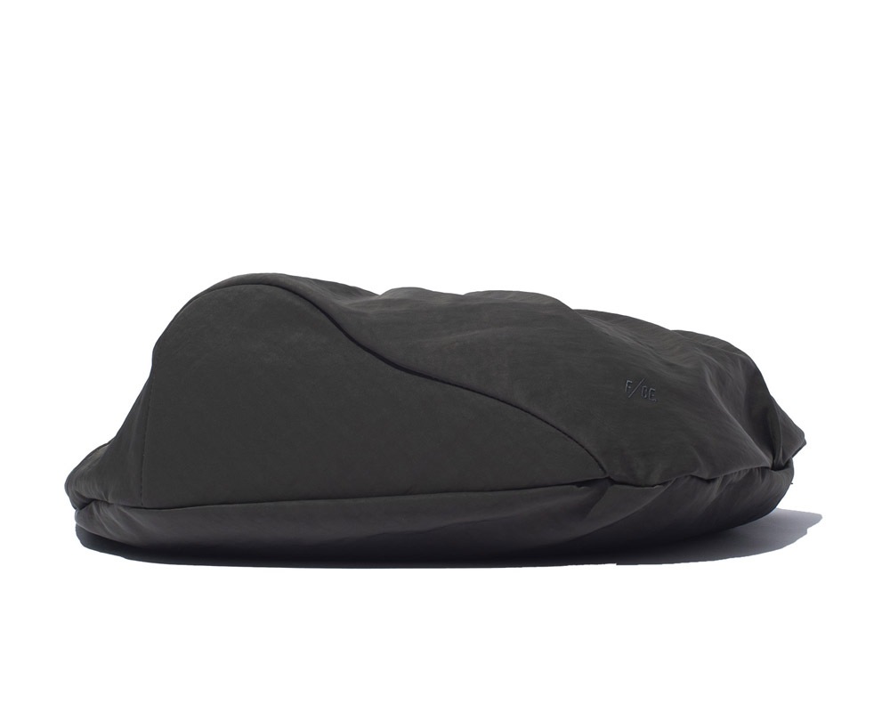 F/CE. | TEXTURED TWILL BODY BAG [2color] ���ե������� �ƥ������㡼�� �ĥ��� �ܥǥ��Хå�
