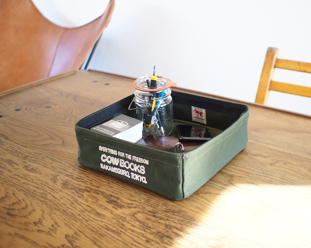 COW BOOKS | Container Tray Square ����ƥʥȥ쥤 ��������