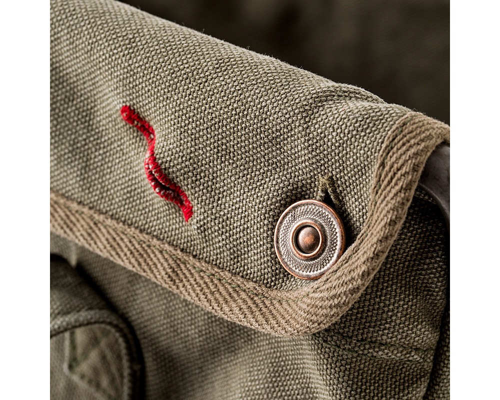 BasShu | Laundry Bag with Iron Frame Khaki ���ɥ꡼�Хå� �ե졼���� ������