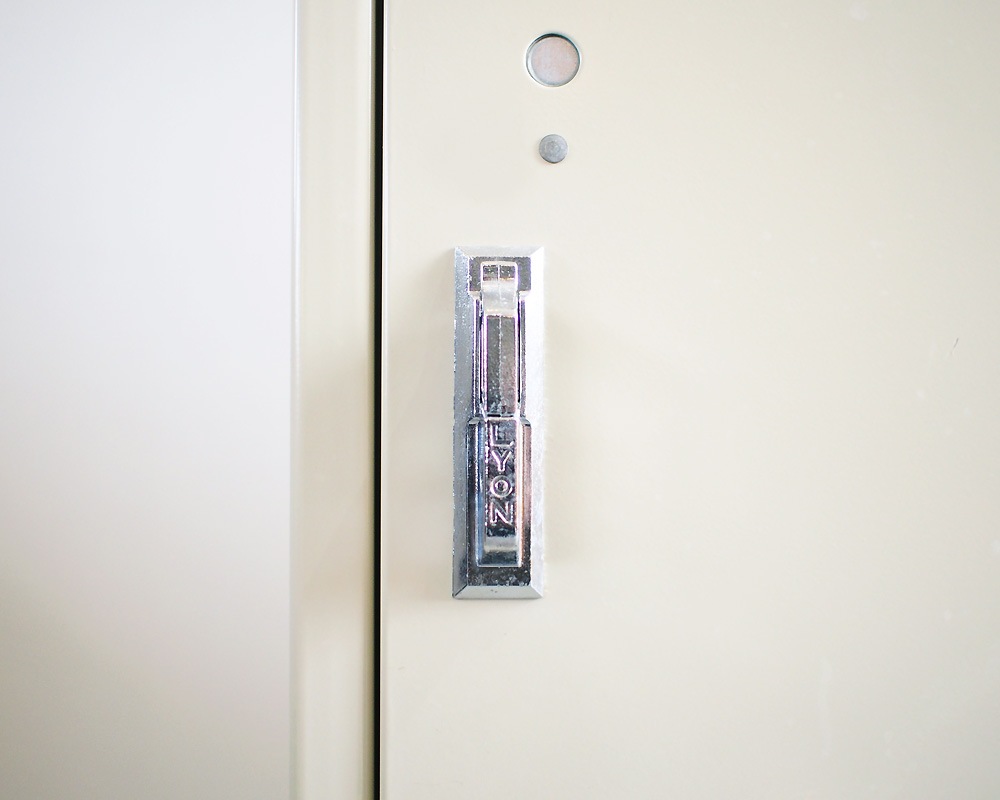 LYON | 2-TIER LOCKER LOUVER [4color] 2ƥå 롼С