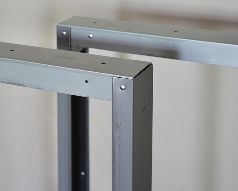 EBCO | Sturdi-Bilt Work Bench Legs ٥ å