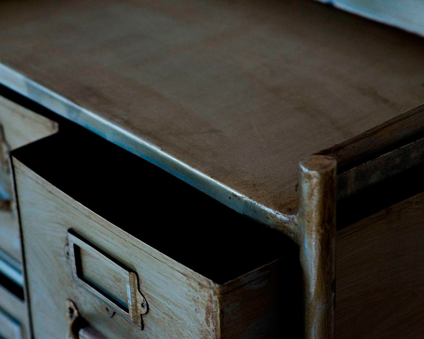 journal standard Furniture | GUIDEL 3DRAWER CHEST SILVER ���ǥ�3�ɥ���������� ����С�