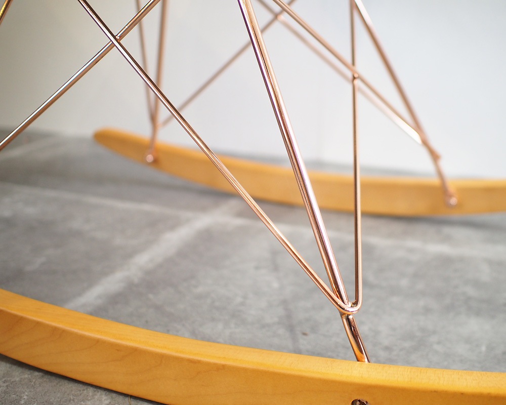 STUSSY Livin' General Store | GS Fiberglass Arm Shell Rocker Chair by Modernica Elephant  GS�ե����С����饹�����ॷ������å��������� ����˥���