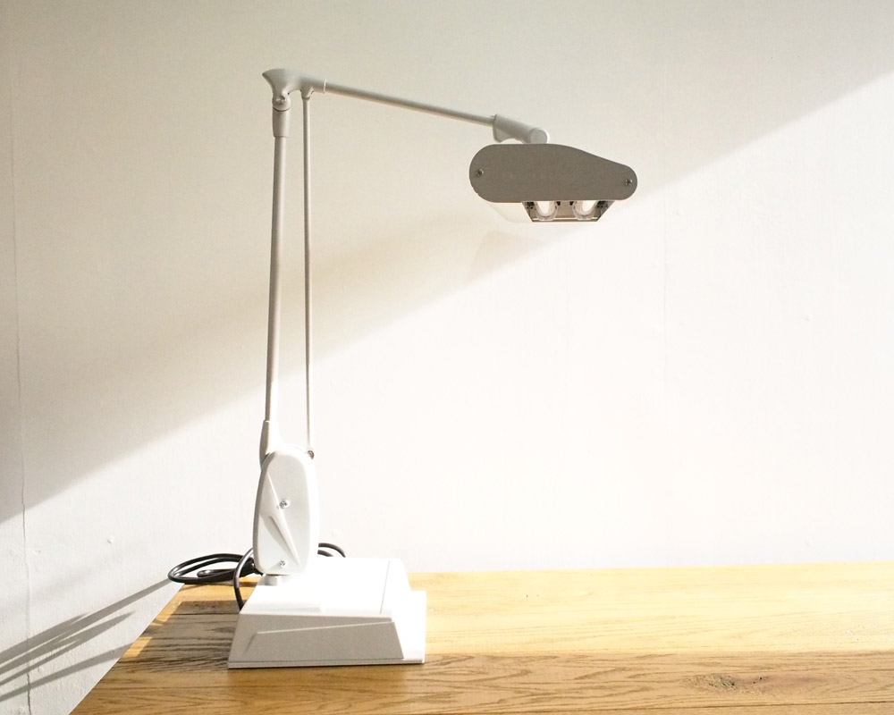 DAZOR | 2324 Desk Light 2324ǥ饤