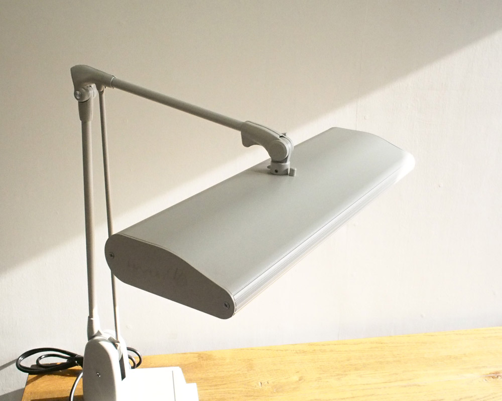 DAZOR | 2324 Desk Light 2324ǥ饤