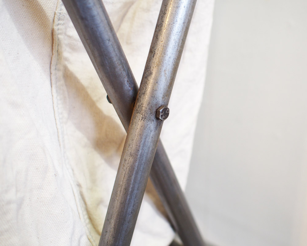 PUEBCO | VINTAGE FOLDING LAUNDRY HAMPER ������ơ����ե�����ǥ��󥰥��ɥ꡼�ϥ�ѡ�