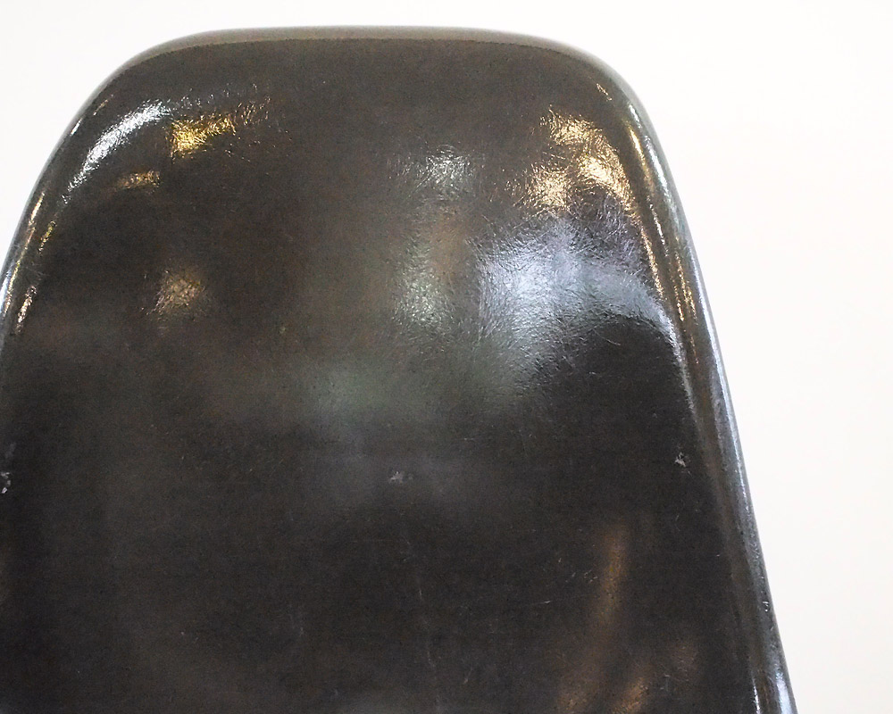 Herman Miller | Eames side shell chair (charcoal) ॺɥ 㥳