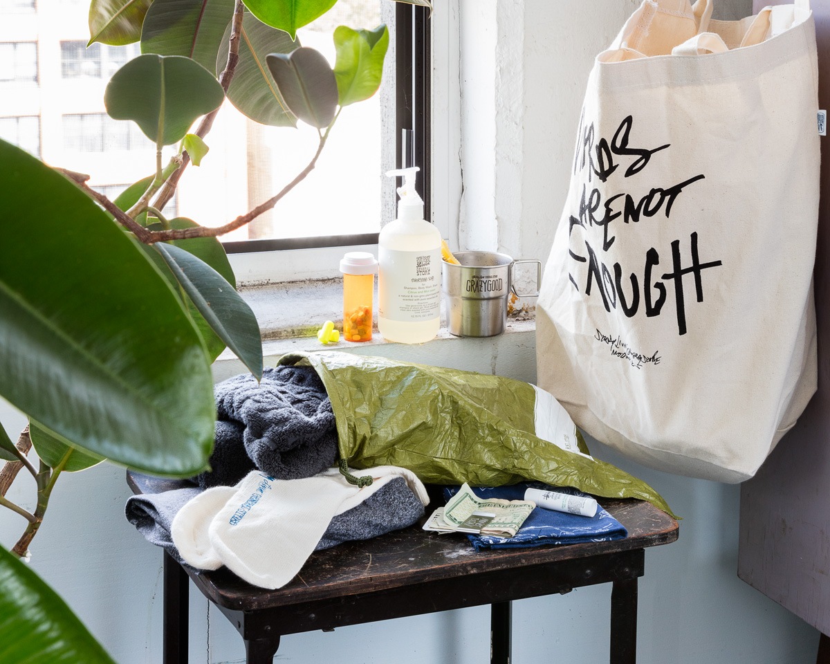 STUSSY Livin' General Store | GS Utility Tyvek Pouch Set  GS�桼�ƥ���ƥ� �����٥å��ݡ������å�