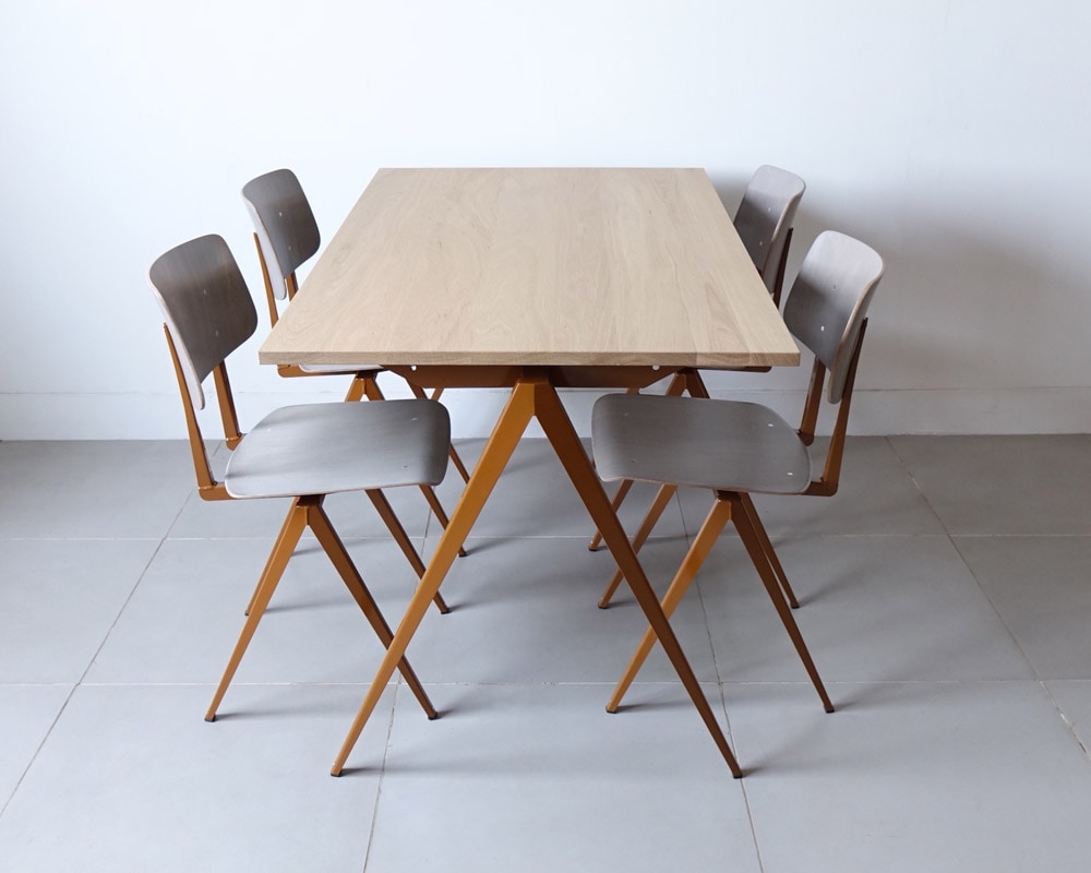 ガルファニタス TD.4テーブル オーク/ロームブラウン｜GALVANITAS TD.4