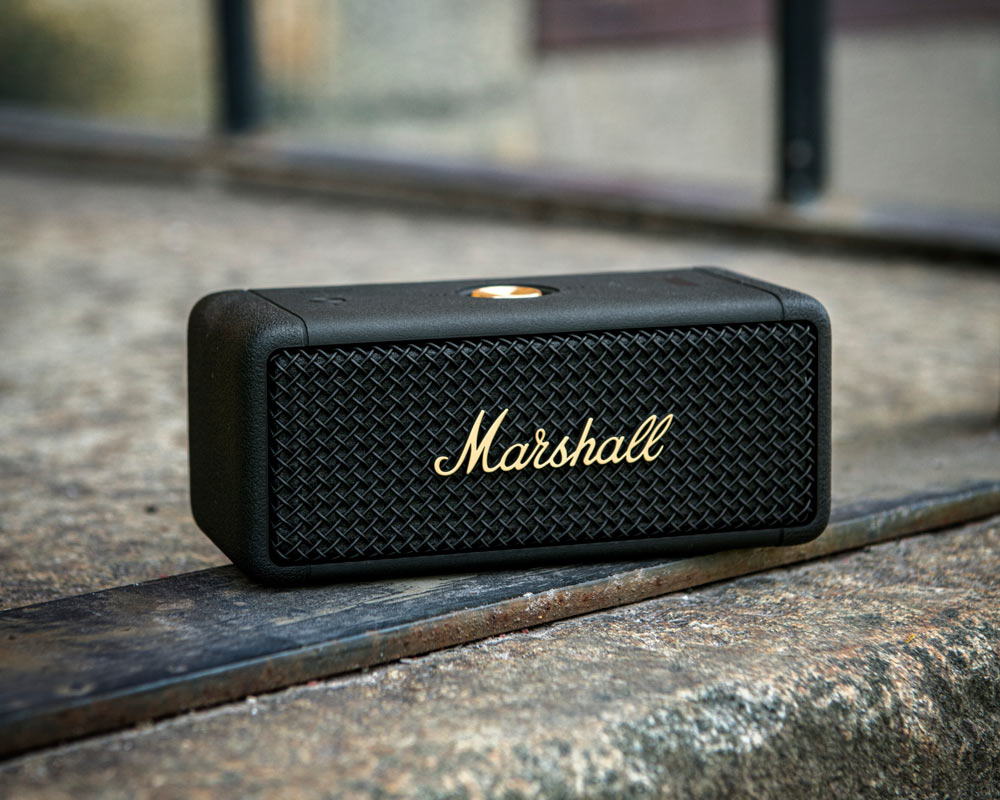 Marshall | Emberton�� Black and Brass Portable Speaker ����С��ȥ�2 �ݡ����֥륹�ԡ�����