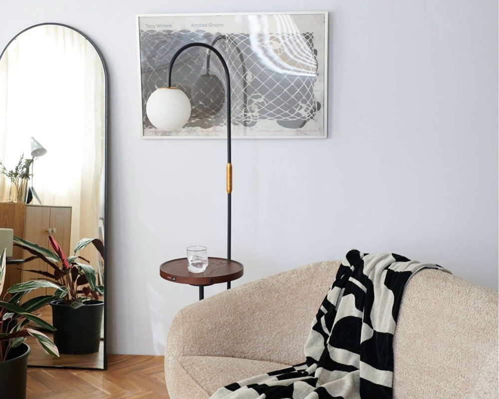 journal standard Furniture | EUREKA FLOOR LAMP USB A&C 쥫ե 2nd