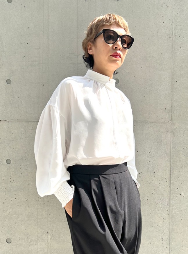 YOCO MORIMOTO 2006950]ギャザー使いハイネックブラウス |CARETTE 公式