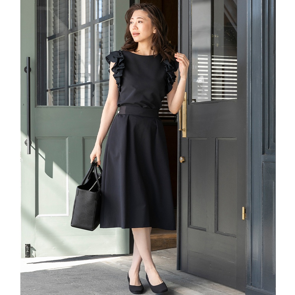 商品番号1105320]kokodeコラボ ネイビースカート |CARETTE 公式