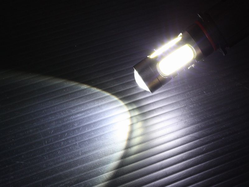 LED�ե������ץХ�� PSX26W