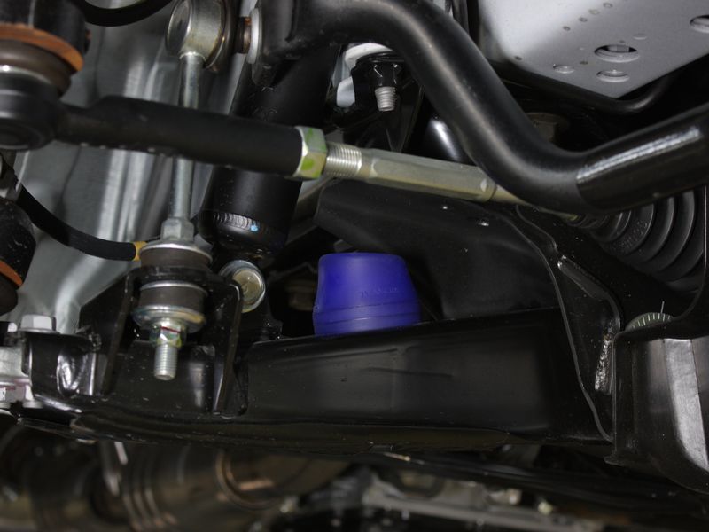 ����������󥭥å�2��֥��å�38mm+�Х��3����200�ϡۡ�2WD��